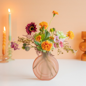 Seidenblumenbox mit Feldblumen