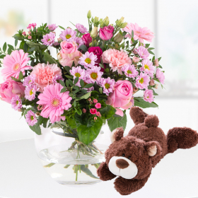 Blumenstrauß + Teddybär zur Geburt eines Mädchens